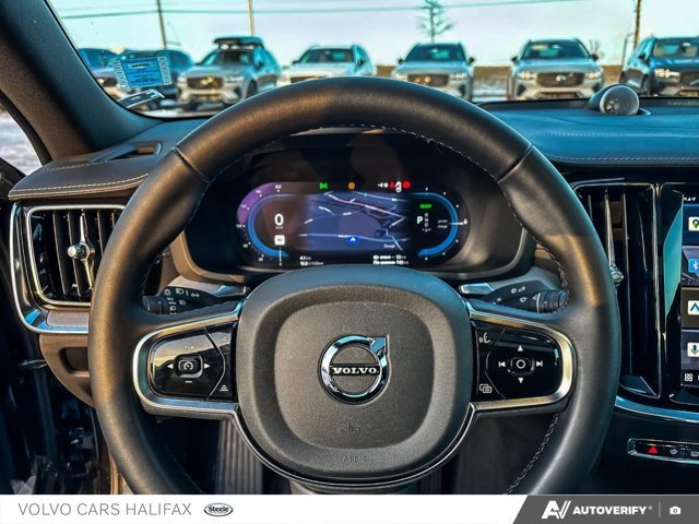 Volvo S60 Plug-In Hybrid Ultra Black Edition 2025-13