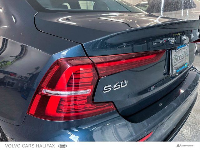 Volvo S60 Plus Dark Theme 2024-10