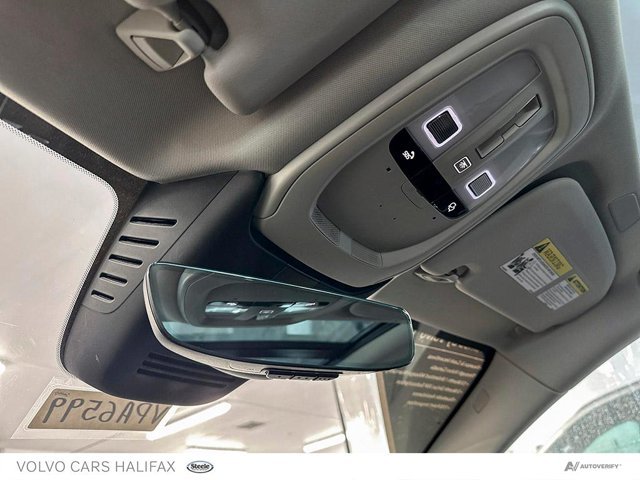 Volvo S60 Plus Dark Theme 2024-20