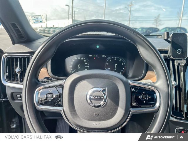 2019 Volvo S90 Inscription-12