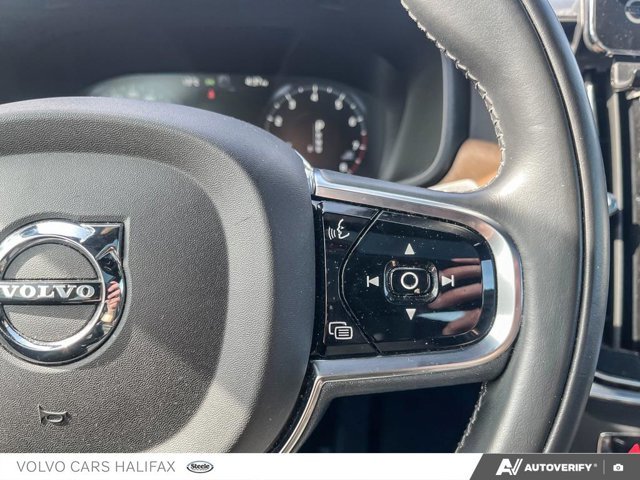 2019 Volvo S90 Inscription-14