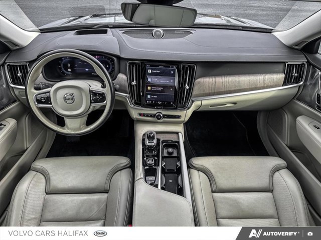2023 Volvo S90 Ultimate Bright Theme-23