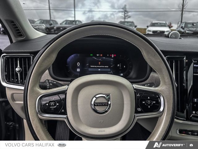 2023 Volvo S90 Ultimate Bright Theme-13
