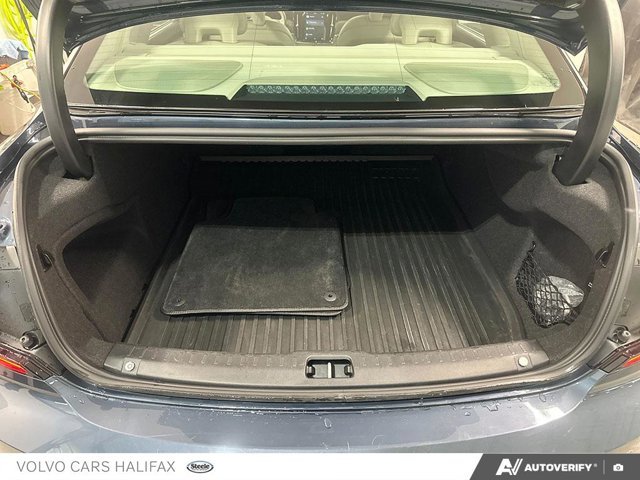 2023 Volvo S90 Ultimate Bright Theme-11