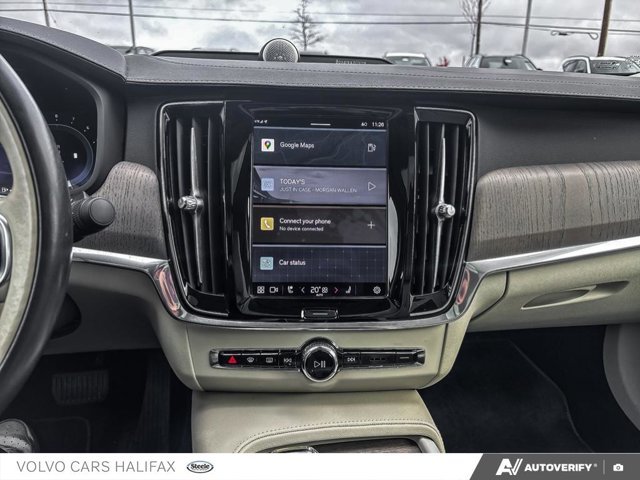2023 Volvo S90 Ultimate Bright Theme-18