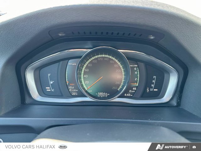 Volvo V60 Cross Country T5 Premier 2017-14