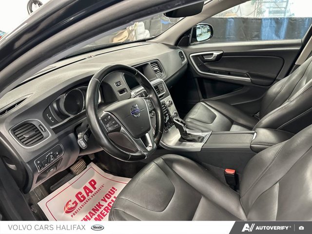 Volvo V60 Cross Country T5 Premier 2017-12