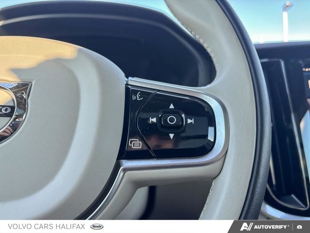 2025 Volvo V60 Cross Country Plus-15