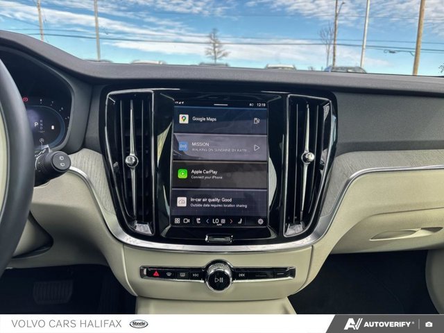 2025 Volvo V60 Cross Country Plus-18