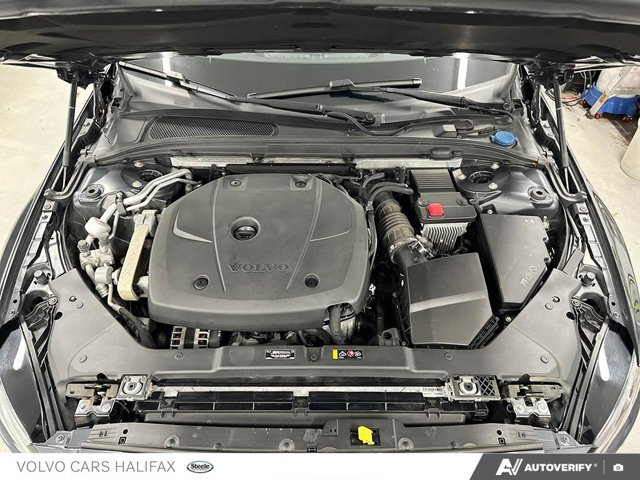 Volvo V60 Momentum 2020-7