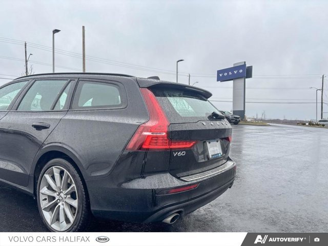 2022 Volvo V60 Momentum-10