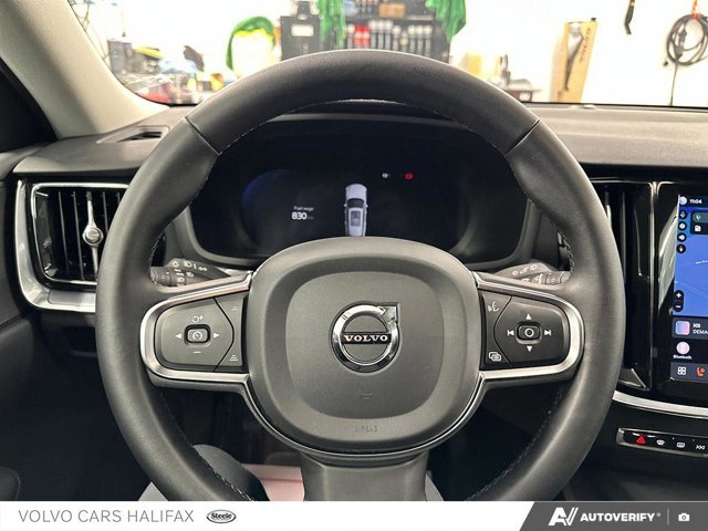 2023 Volvo V60 Core-13