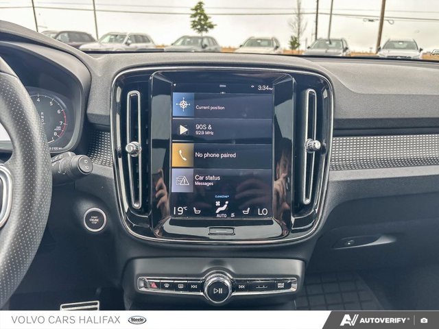 2021 Volvo XC40 R-Design-18