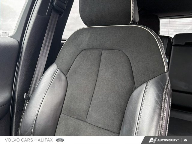 Volvo XC40 R-Design 2022-20