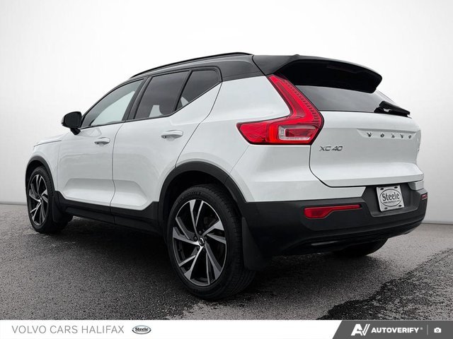 Volvo XC40 R-Design 2022-3