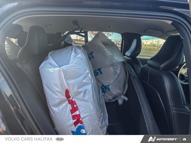 2023 Volvo XC40 Core-22