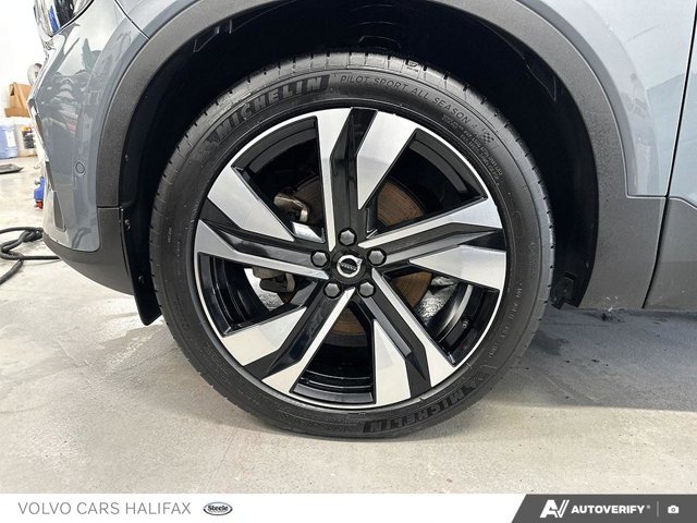 2023 Volvo XC40 Ultimate Bright Theme-5