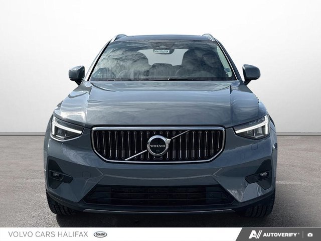 2023 Volvo XC40 Ultimate Bright Theme-1