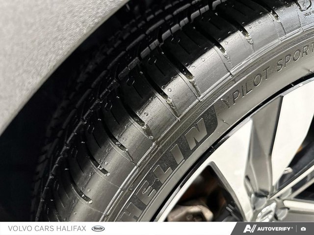 2023 Volvo XC40 Ultimate Bright Theme-6