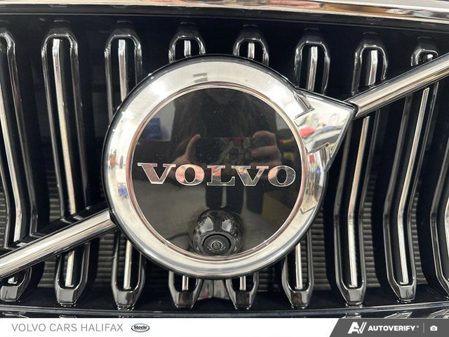 2023 Volvo XC40 Ultimate Bright Theme-8