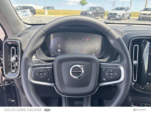 2025 Volvo XC40 Plus Dark Theme-13