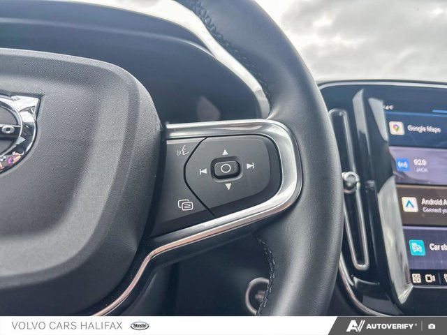 2025 Volvo XC40 Plus Dark Theme-15