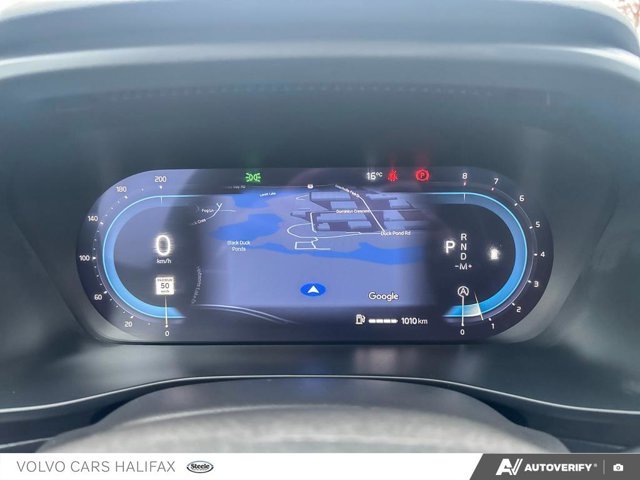 2025 Volvo XC40 Plus Dark Theme-14