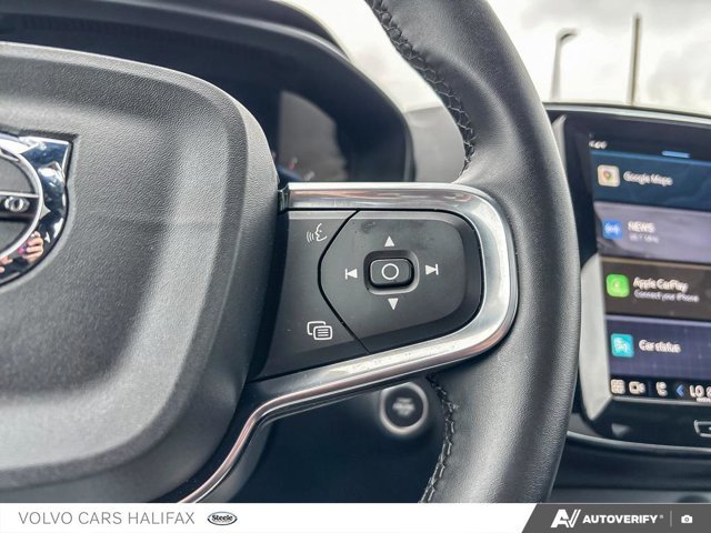 2025 Volvo XC40 Plus Dark Theme-15