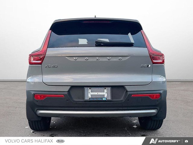 Volvo XC40 Core Bright Theme 2025-4