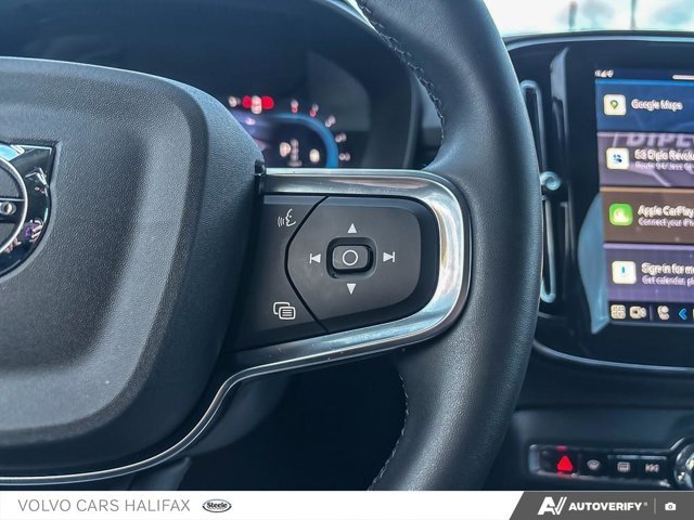 Volvo XC40 Core Bright Theme 2025-15