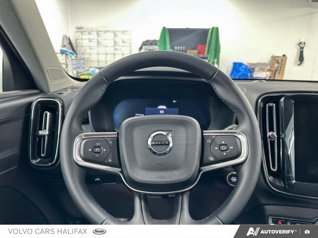 2025 Volvo XC40 Core Bright Theme-13