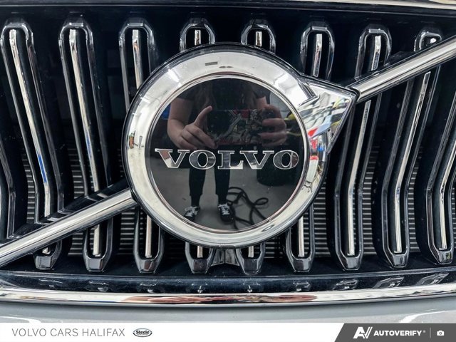 2025 Volvo XC40 Core Bright Theme-8