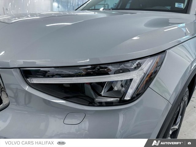 2025 Volvo XC40 Core Bright Theme-7