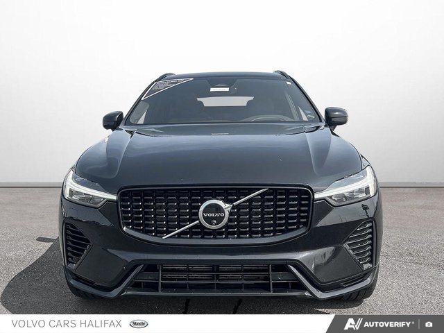 2025 Volvo XC60 Plug-In Hybrid Ultra Dark Theme-0