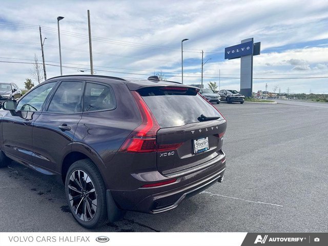 2026 Volvo XC60 Plug-In Hybrid Plus Dark Theme-11
