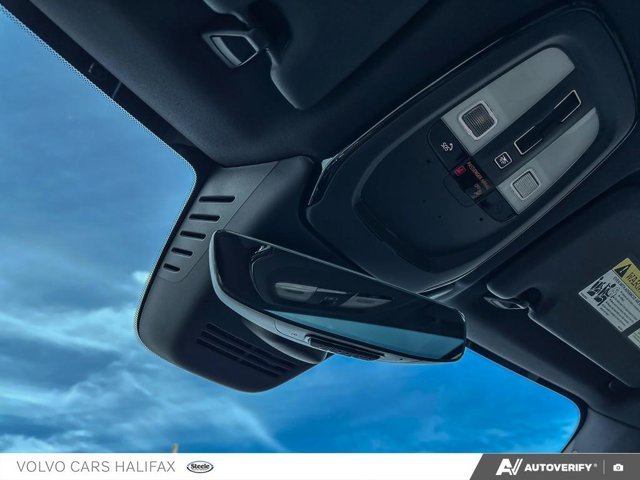 2026 Volvo XC60 Plug-In Hybrid Plus Dark Theme-20