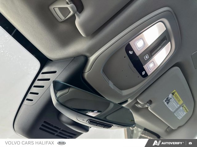 2026 Volvo XC60 Plug-In Hybrid Ultra Dark Theme-20