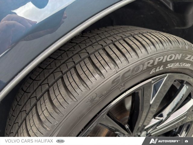 Volvo XC60 Plug-In Hybrid Ultra Black Edition 2026-6