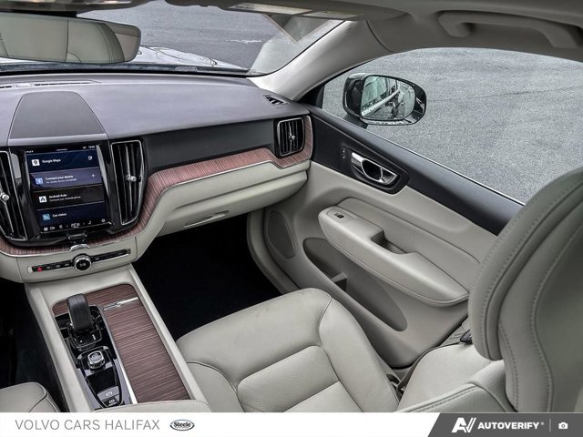 2022 Volvo XC60 Recharge Inscription Expression-24