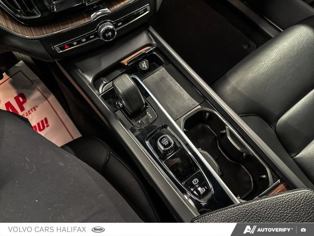 2022 Volvo XC60 Recharge Inscription Expression-17