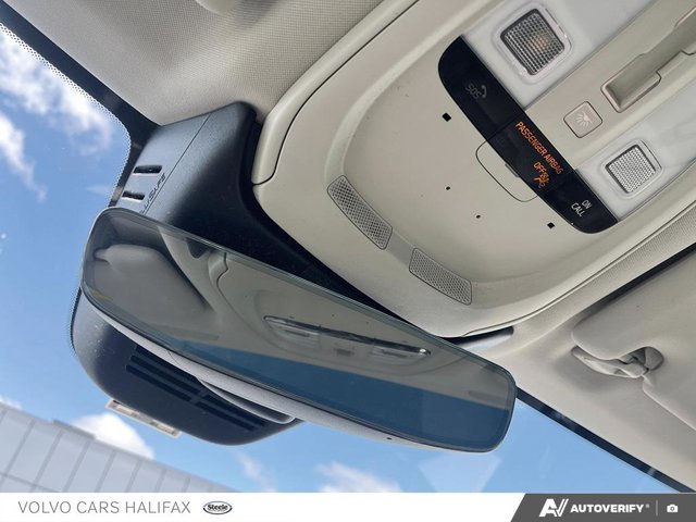 2022 Volvo XC60 Recharge Inscription Expression-16
