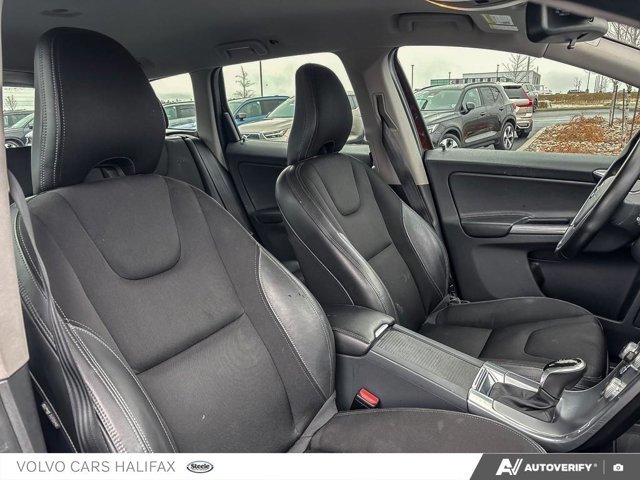 2017 Volvo XC60 T5 Drive-E-20