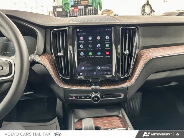 2022 Volvo XC60 Momentum-18