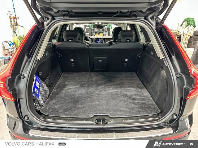 2022 Volvo XC60 Momentum-11