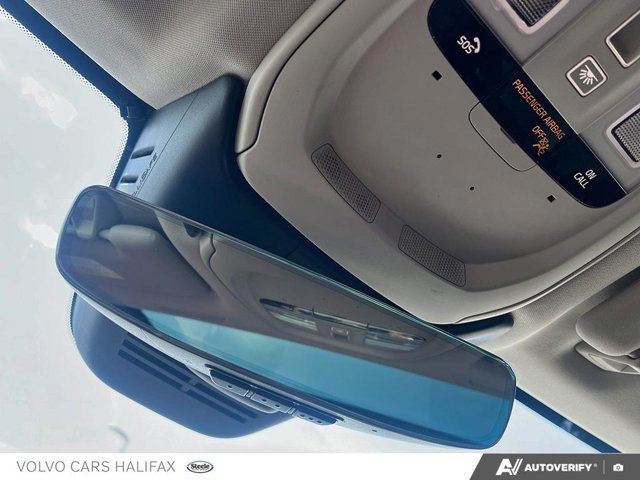 2022 Volvo XC60 Momentum-16
