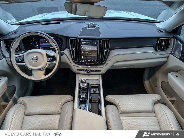 2023 Volvo XC60 Ultimate Bright Theme-23