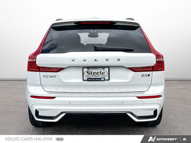 Volvo XC60 Plus Dark Theme 2024-4