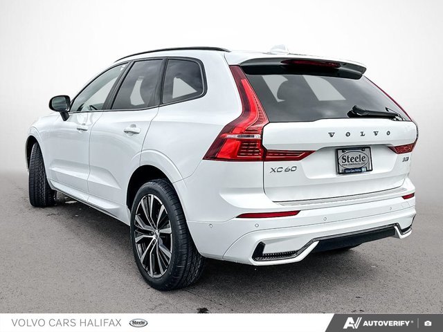Volvo XC60 Plus Dark Theme 2024-3