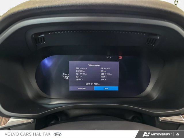 Volvo XC60 Plus Dark Theme 2024-14
