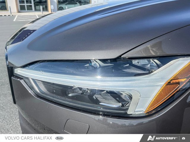 2024 Volvo XC60 Ultimate Dark Theme-7